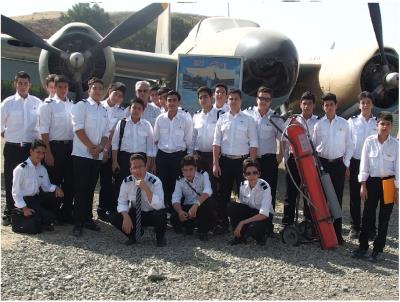 بازدید دانش آموزان پایگاه تابستانی از سایت فرودگاه سپهر